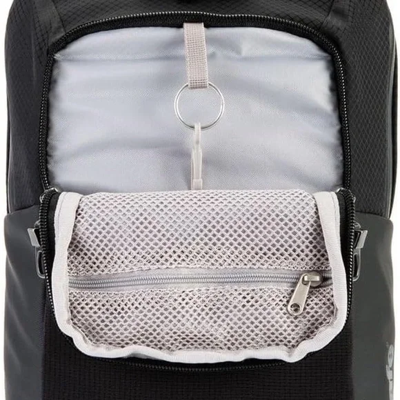 Pacsafe Black Venturesafe X Anti-Theft Backpack crossbody - Picture 4 of 11